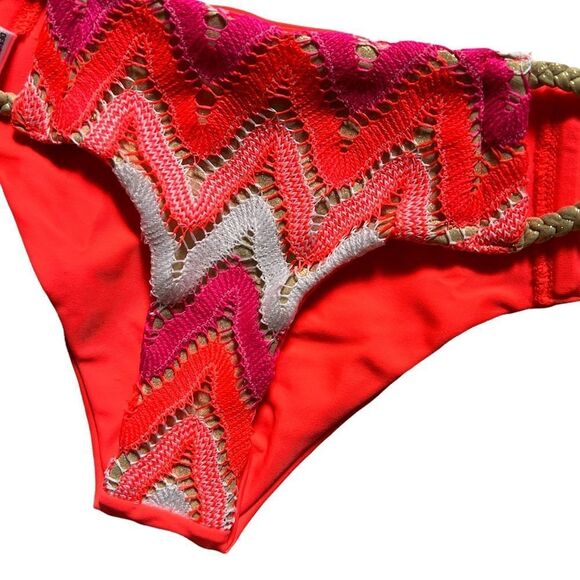 Luli Fama Flamingo Beach Hot Buns Bikini Bottom nwt - Picture 2 of 6